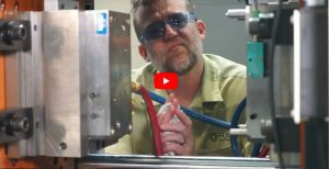 How to Clean an Injection Mold Inside the Machine